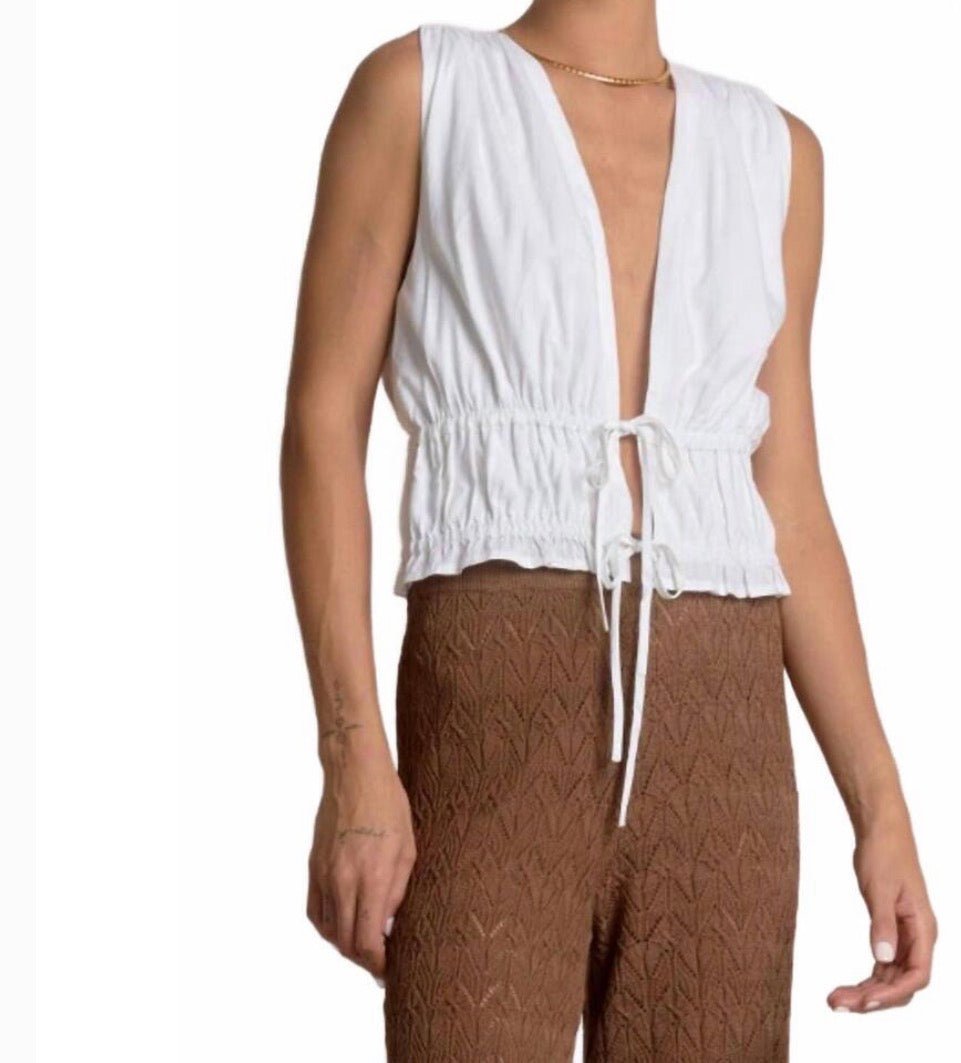 Elan Sleeveless Fly Away Top White - Fleur-De-Lis Boutique