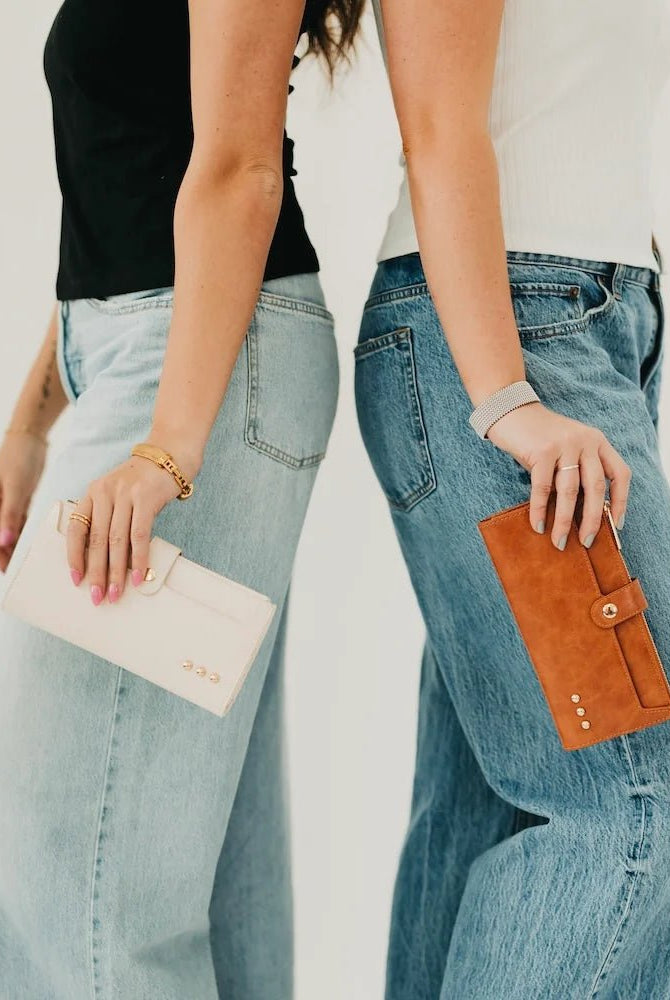 Pretty Simple Essentials Carryall Wallet - Fleur-De-Lis Boutique