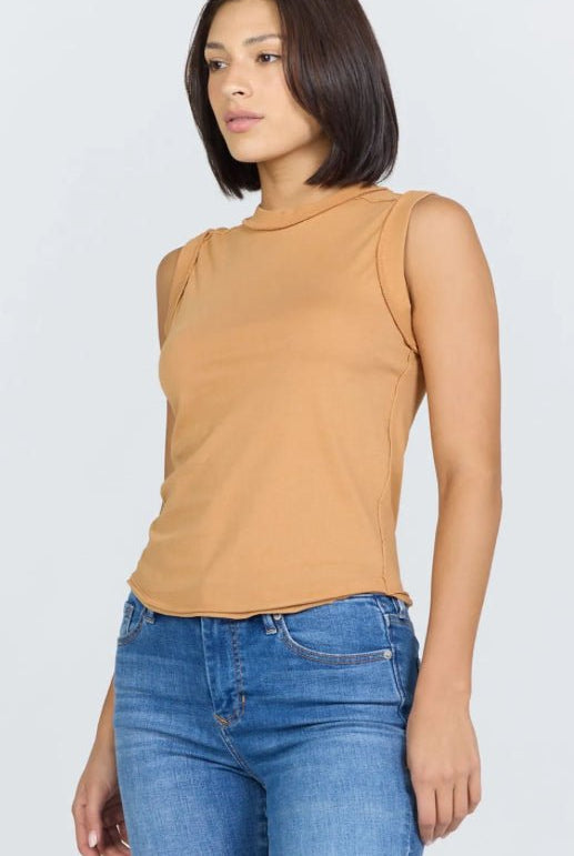 Dear John Zo Top Biscuit - Fleur-De-Lis Boutique