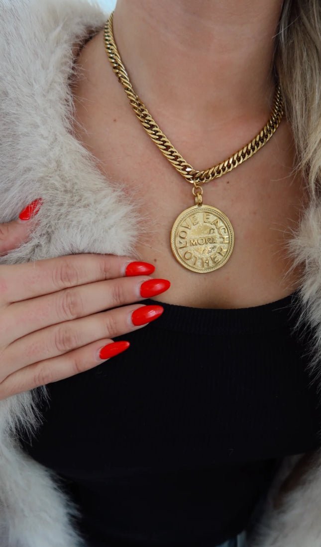 Chansutt Meredith Necklace - Fleur - De - Lis Boutique