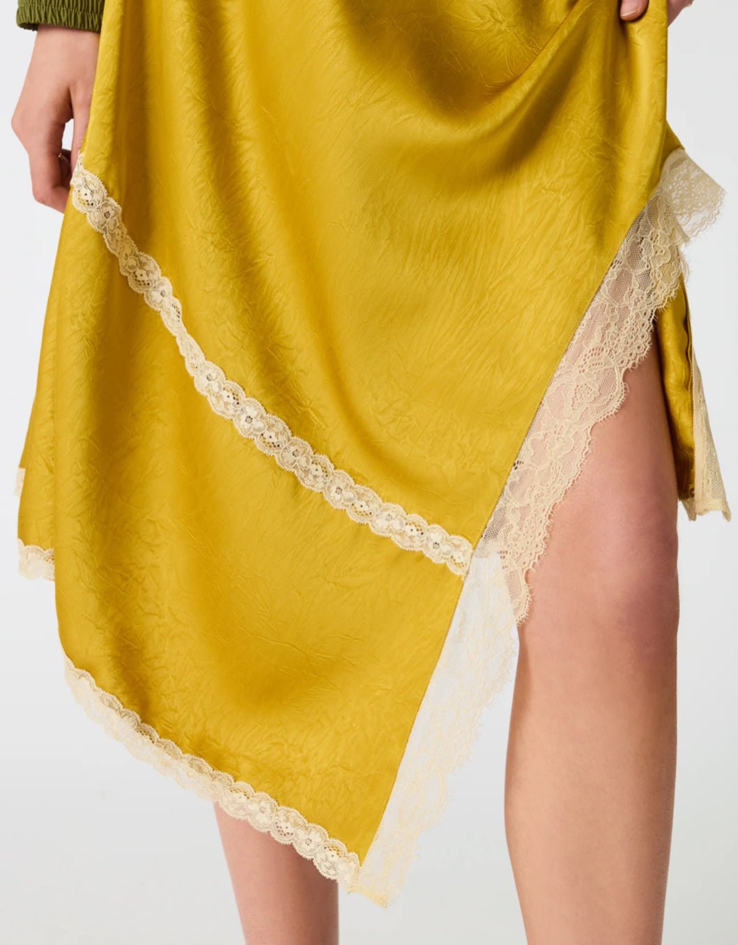 Steve Madden Sereena Skirt Oilslick - Fleur-De-Lis Boutique