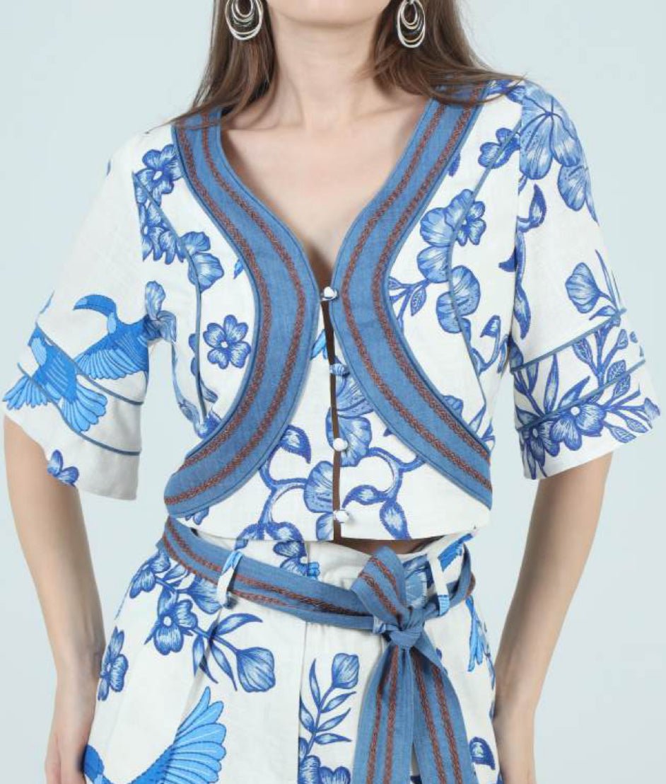Aylaya Ella Printed Denim Short Sleeve Top Song Bird - Fleur - De - Lis Boutique