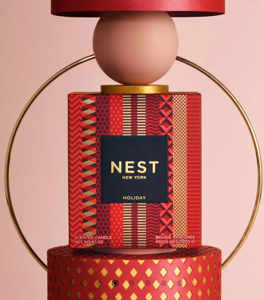 NEST Classic Candle 8.01oz Holiday - Fleur-De-Lis Boutique