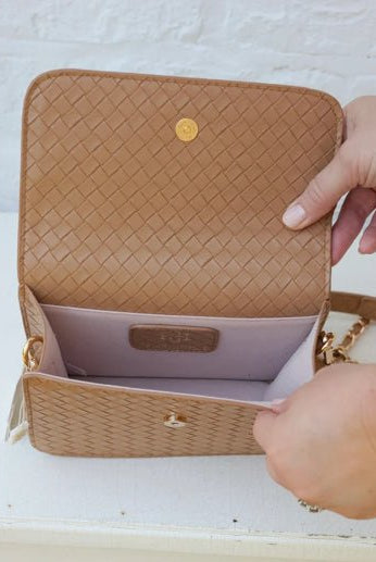 Caroline Hill Evelyn Crossbody Woven Tan - Fleur-De-Lis Boutique