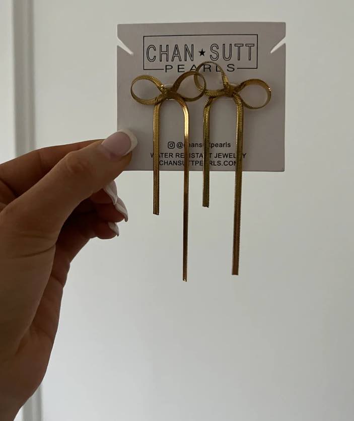 Chansutt Pearls Large Bow Earring - Gold - Fleur - De - Lis Boutique