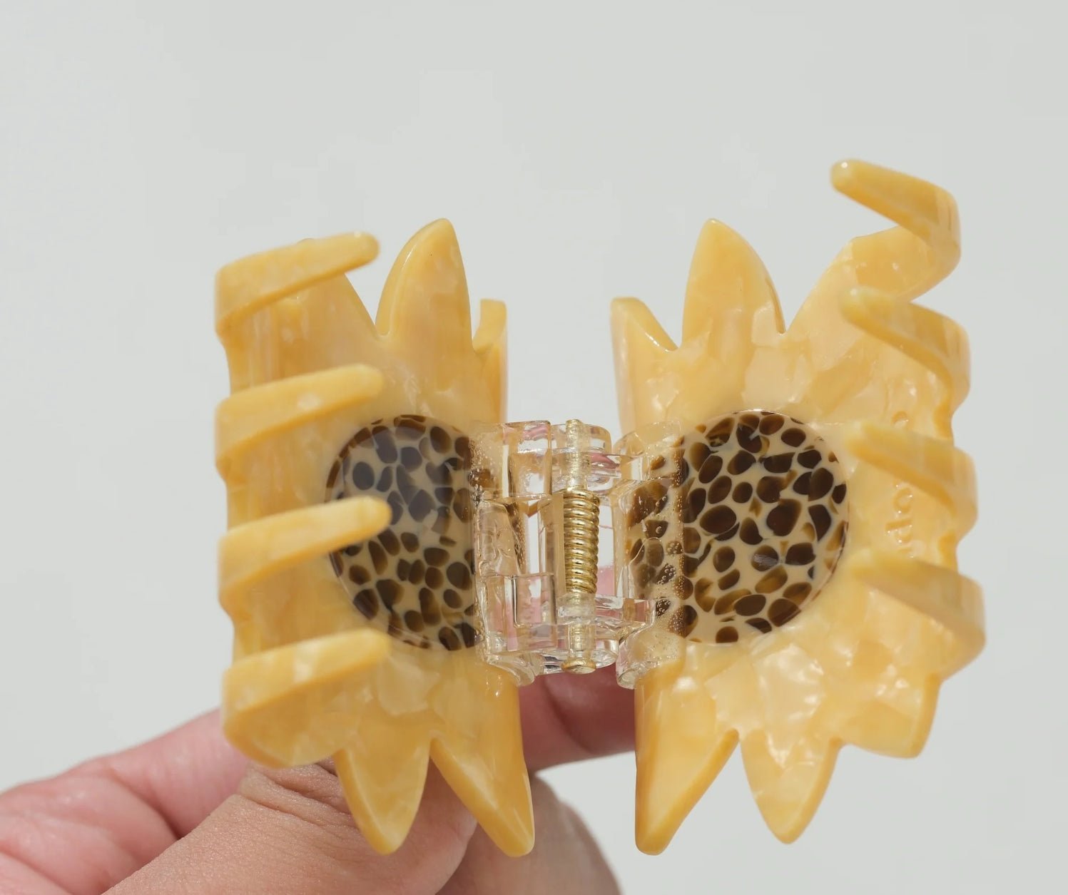 adorro Sunflower Claw Clip - Fleur-De-Lis Boutique